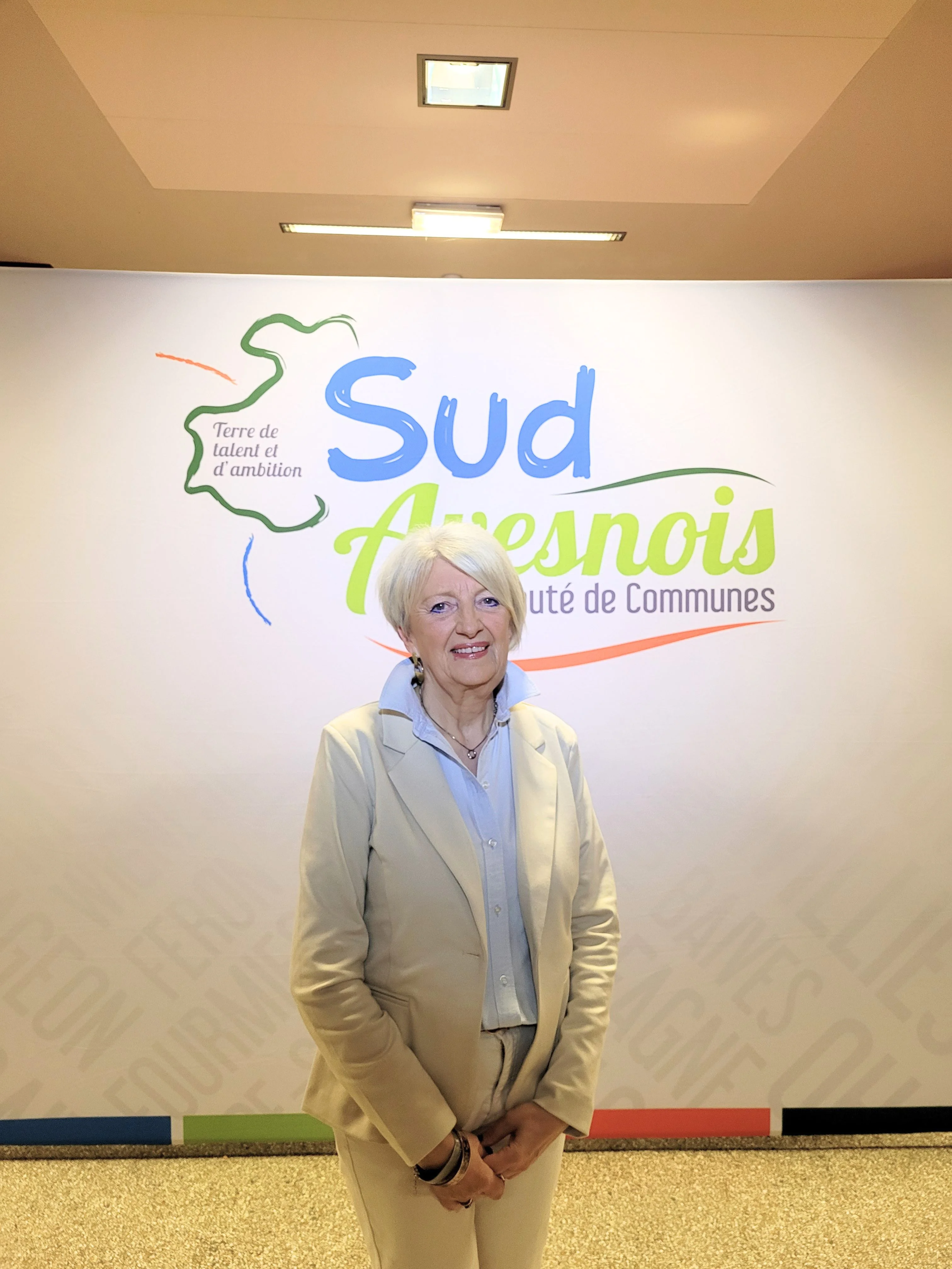 Portrait de Agnès DUPARCQ, membre titulaire du Conseil Communautaire